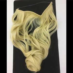 Halo Extension. Color blonde. # 613. Wavy. New